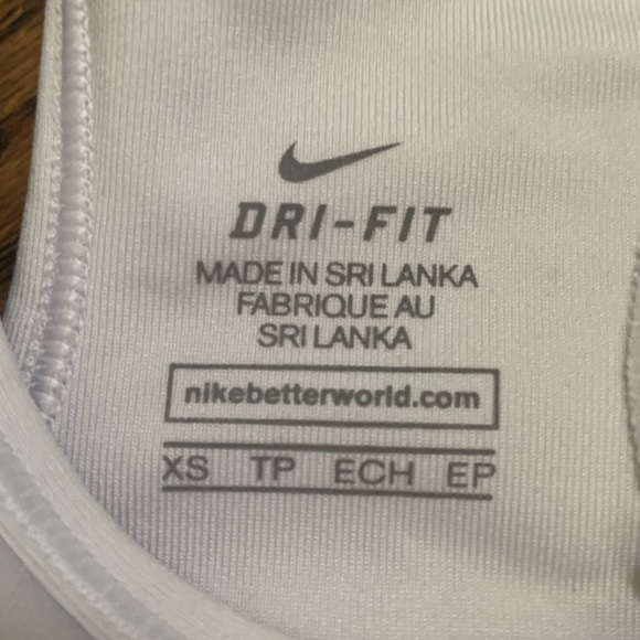 Nike sports bra - Picture 2 of 2